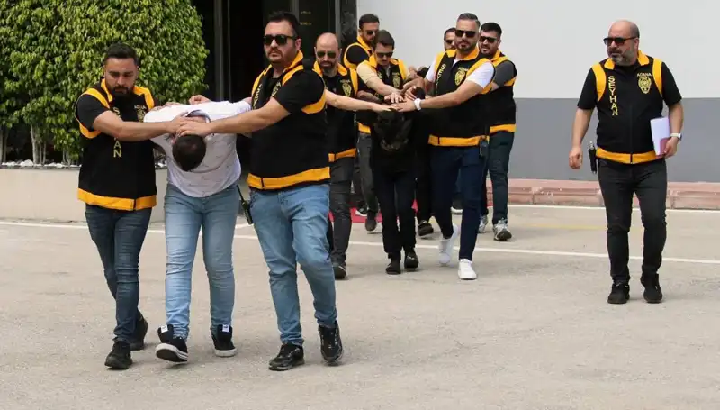 İş İnsanına Sevgili Tuzağı: Şok Edici Olayın Detayları Ortaya Çıktı!