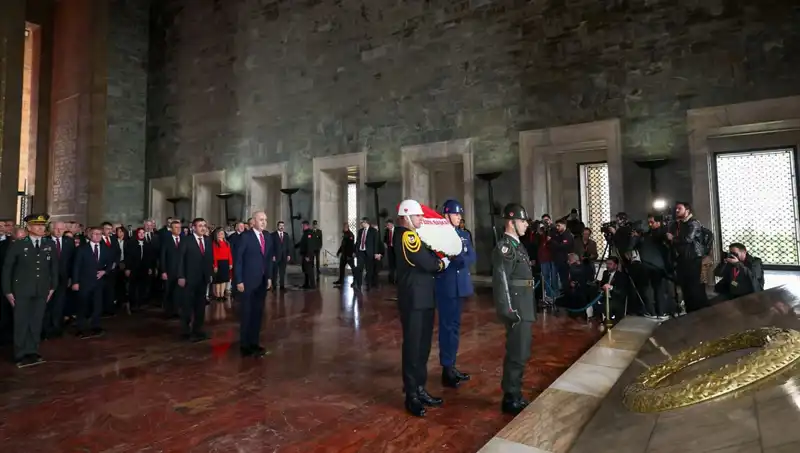 Devlet Erkanı Anıtkabir'de: Saygı Duruşuyla Geçen Önemli Anlar