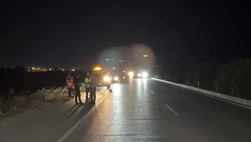 Adana'da Trafik Faciası: Üç Araç Zincirleme Kaza Yaptı