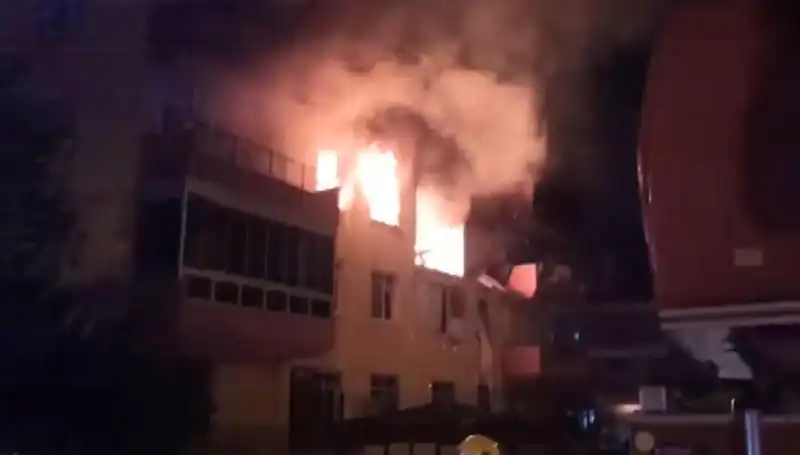 Konya'da Doğalgaz Patlaması: Dört Katlı Binada 12 Yaralı!