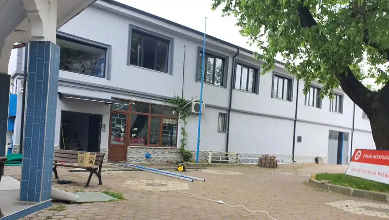 Tabela Takarken Yüksekten Düşen İşçi Hayatını Kaybetti