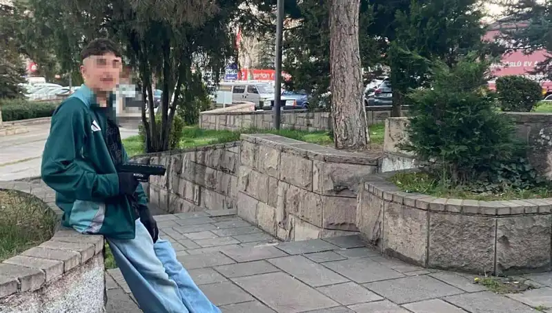Yol Vermeme Kavgası: Üç Kardeş ve Babalarının Tutuklanması Şok Etti