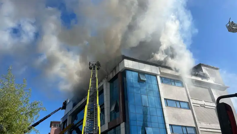 Esenyurt'ta Tekstil Atölyesinde Büyük Yangın: Sebep ve Sonuçları