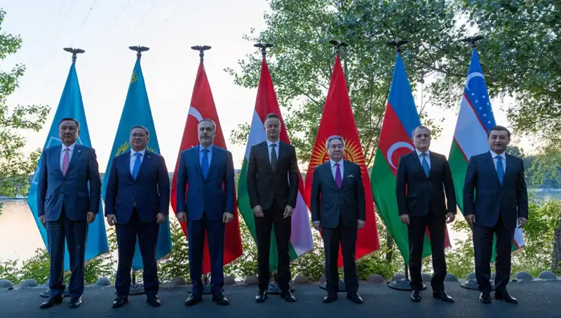 Fidan, Budapeşte'de Stratejik Görüşmeler İçin Mevkidaşlarıyla Bir Araya Geldi
