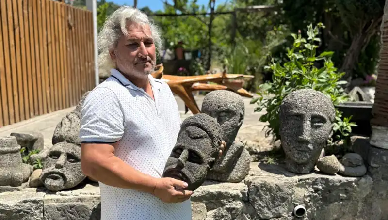 3 Günde Yapılan Tarihi Görünümlü Eserler: Sanatçı Hiçbirini Satmayı Düşünmüyor!