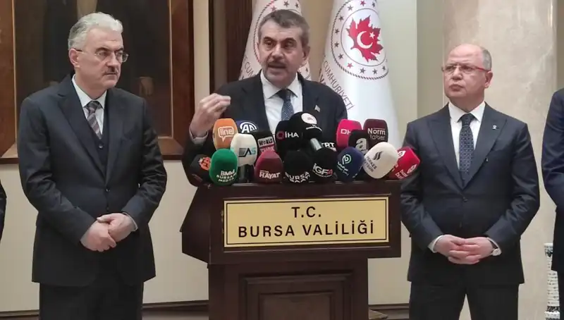 Protestolara Katılan Çalışanlar İçin Bakan Tekin'den Sert Yaptırım Uyarısı