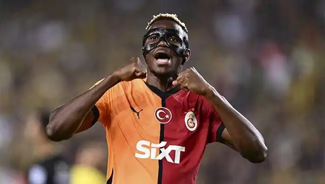 Osimhen'in Menajeri, Galatasaray'daki Geleceğini Duyurdu!