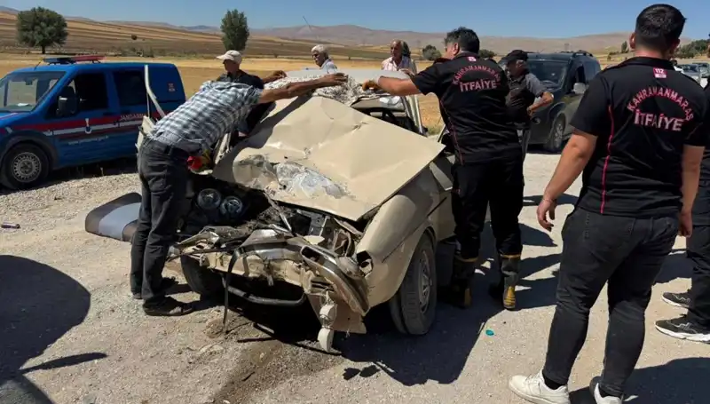 Kahramanmaraş'ta Kamyonet ile Otomobil Çarpıştı: Kaza Sonrası Şok Edici Gelişmeler