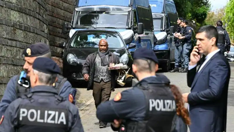 Roma'da Nükleer Kriz: İran ve ABD İlk Kez Masada