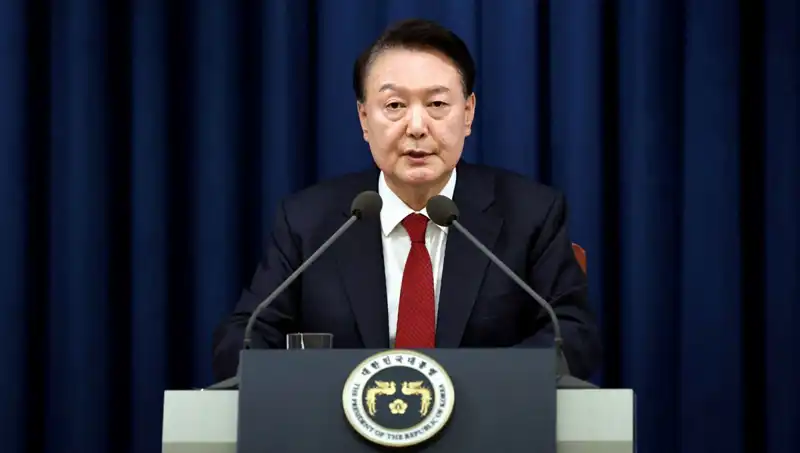 Güney Kore Devlet Başkanı Yoon Suk Yeol Görevden Alındı: Ülkede Siyasi Çalkantı Başladı