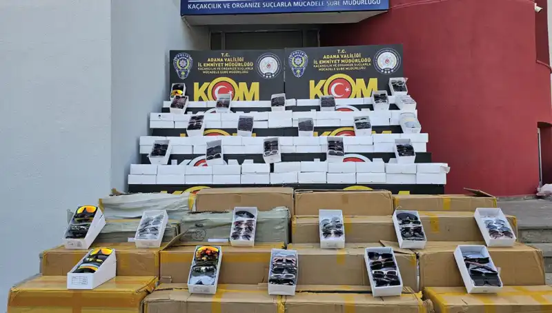 Adana’da Yapılandırılan Kaçak Ticaret: 12 Bin Güneş Gözlüğü Ele Geçirildi