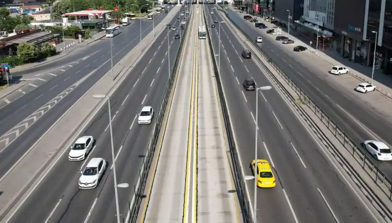 İstanbul'da Bayramda Boş Kalan Yollar: Nedenleri ve Etkileri
