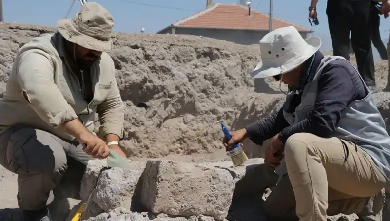 İç Anadolu’da Tarih Yazılıyor: Yeni Mozaiklerin İzleri Bulundu!