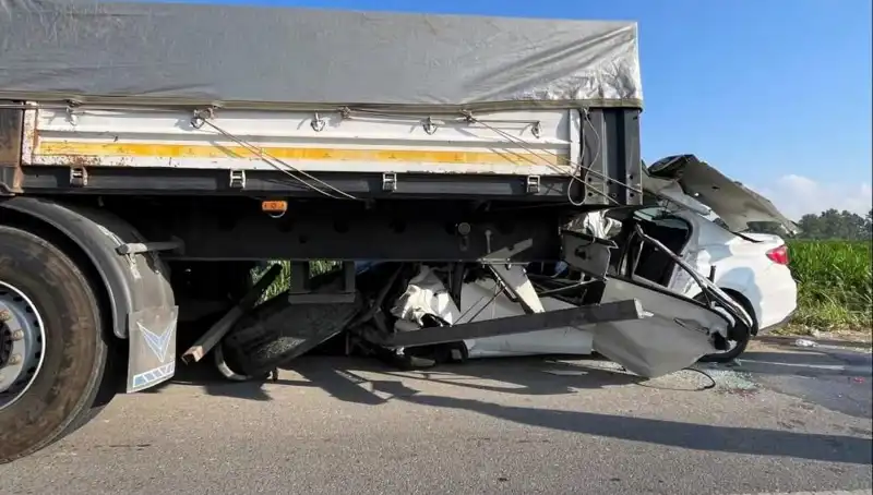 Sakarya'da Korkunç Kaza: 1 Kişinin Hayatını Kaybettiği Olayın Detayları