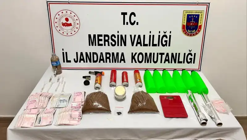 Mersin'de Uyuşturucu Ticareti Operasyonu: 8 Kişi Tutuklandı