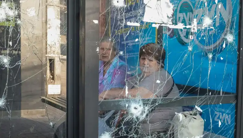 Rusya’nın Kiev’e Yönelik Saldırıları Artıyor: İki İnsanın Hayatı Kaybettiği Olay