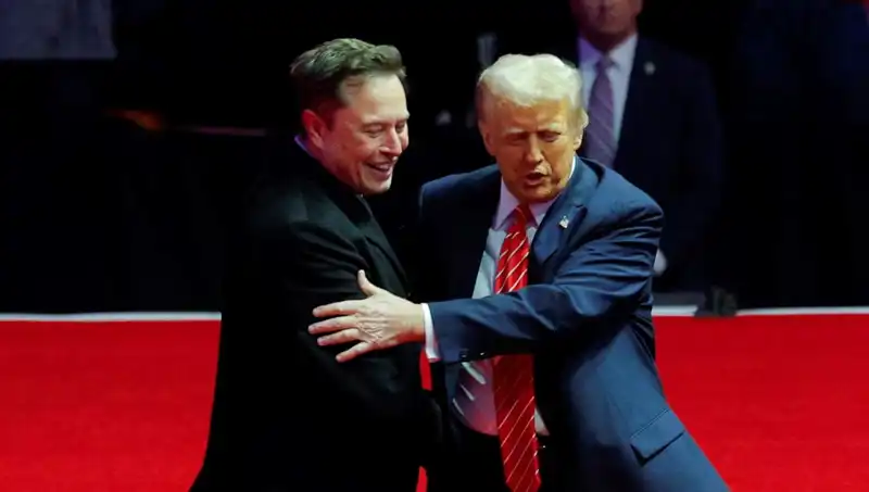 Elon Musk ve Donald Trump Arasındaki Ayrılığın Arkasındaki 4 Sebep