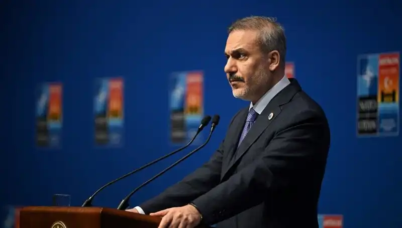 Dışişleri Bakanı Fidan'ın Kritik Rusya Ziyareti: Diplomasi Neleri Getirecek?
