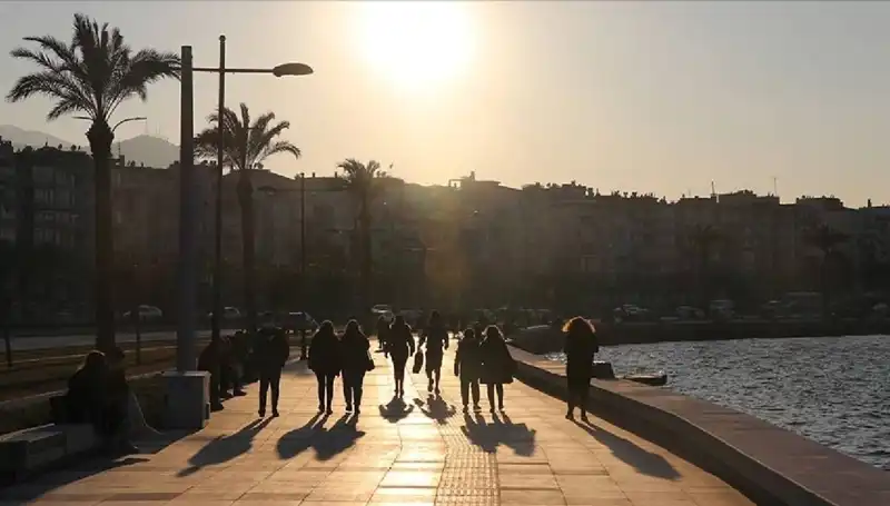 Hafta Sonu Hava Durumu: Sıcak Havalara Veda mı Ediyoruz?