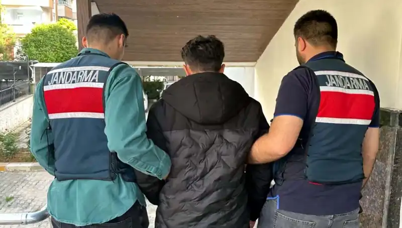 4 İlde Yüzlerce Kişiyi Dolandıran Çetenin Peşine Düşüldü