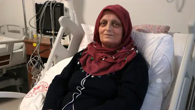 58 Yaşındaki Kadın Meme Kanserini Yendi, Aort Kapağı Ameliyatı ile Hayata Döndü