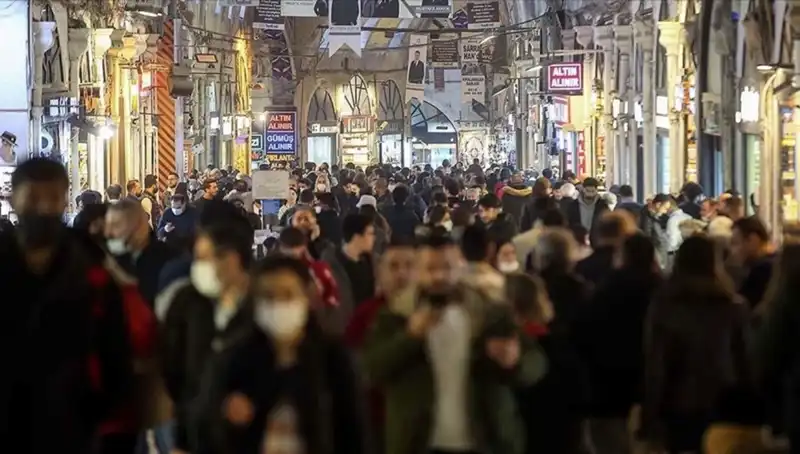 Kapalıçarşı'da Bir Milyar Liralık Suç Çetesi Operasyonu: Kara Para Ağı Deşifre Edildi!