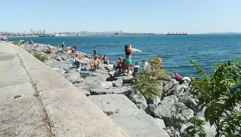 İstanbul'da Bahar Coşkusu: Hava İyiden İyiye Isınıyor!