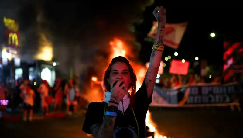 İsrail'de Binlerce Gösterici Sokaklarda: Gazze Savaşı Sona Eriyor Mu?