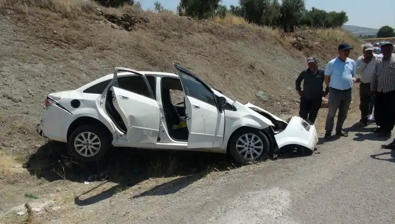 Kilis'te Feci Trafik Kazası: Yaralılar Hastaneye Kaldırıldı