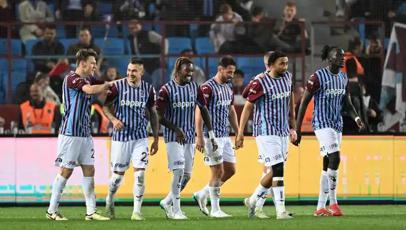 Trabzonspor'da Sakatlık Krizi: Fenerbahçe Derbisinde Kayıp Bekleniyor!