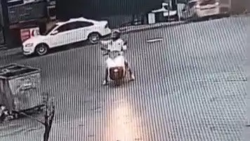 İstanbul'da Alışveriş Merkezine Gelen Silah Sesleri Panik Yarattı