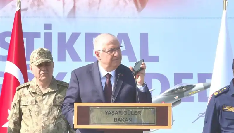 Cumhurbaşkanı Erdoğan, Mehmetçiğin Bayramını Coşkuyla Kutladı: Birlik ve Dayanışma Mesajları