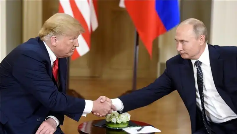 Kremlin, Putin'in Trump ile Yeniden Temas Kurma İhtimalini Değerlendiriyor